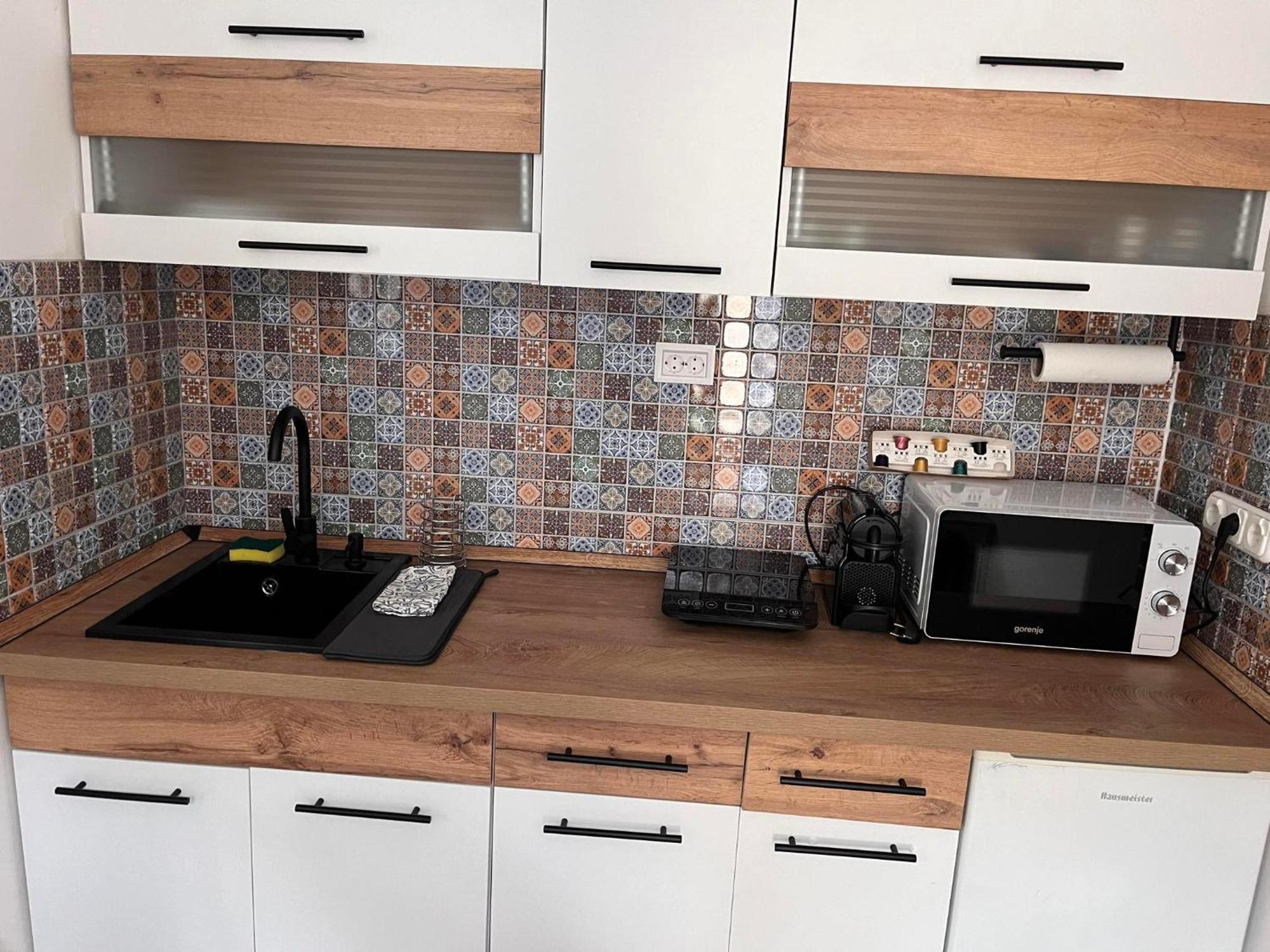 Ben Suite Budapest Esterno foto